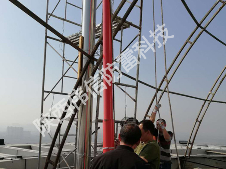 21米高強(qiáng)度玻璃鋼避雷針，氣象雷達(dá)站專用避雷針，防側(cè)擊絕緣接閃器產(chǎn)品展示二